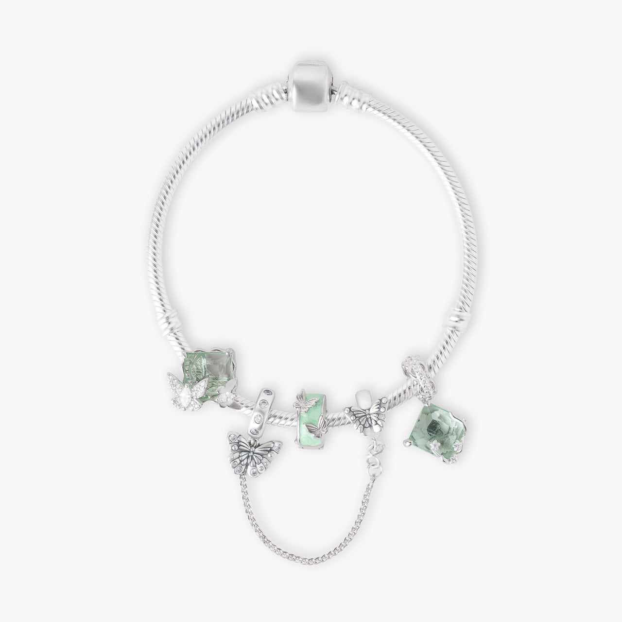 Armband mit Charms Set MINT MOMENTS aus 925 Sterling-Silber, Flatlay – Charmerie – erhältlich in 17 cm, 18 cm, 19 cm und 20 cm