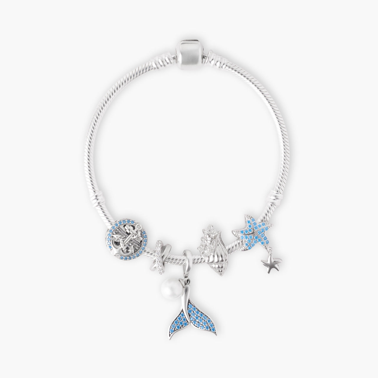 Armband mit Charms Set OCEAN WITHIN aus 925 Sterling-Silber, Flatlay – Charmerie – erhältlich in 17 cm, 18 cm, 19 cm und 20 cm