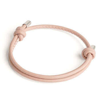Rosafarbenes Lederarmband mit verstellbarem Knoten und silbernen Metallenden