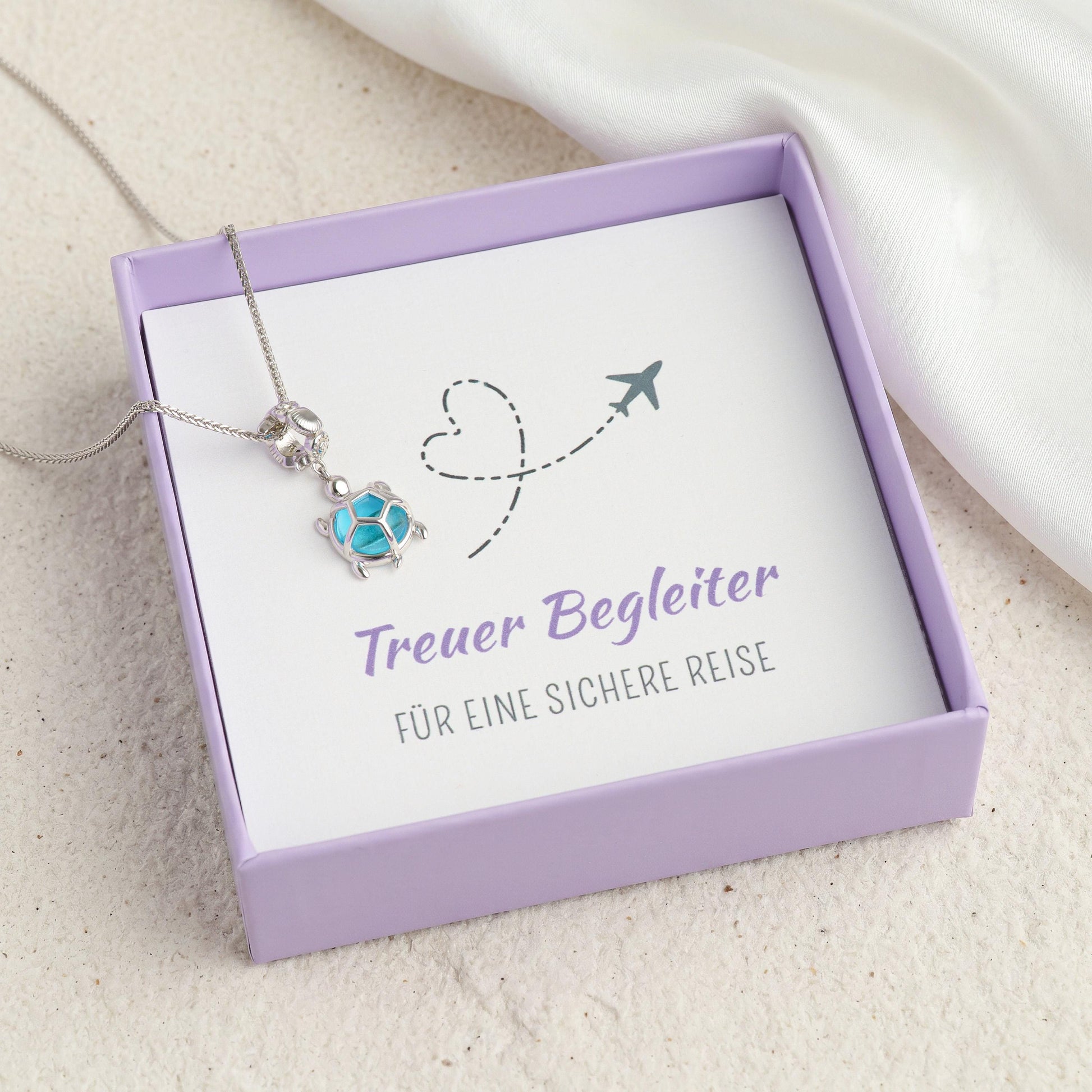 Kette mit Schildkröten-Anhänger aus 925 Silber in Geschenkbox, Geschenkkarte "Treuer Begleiter"