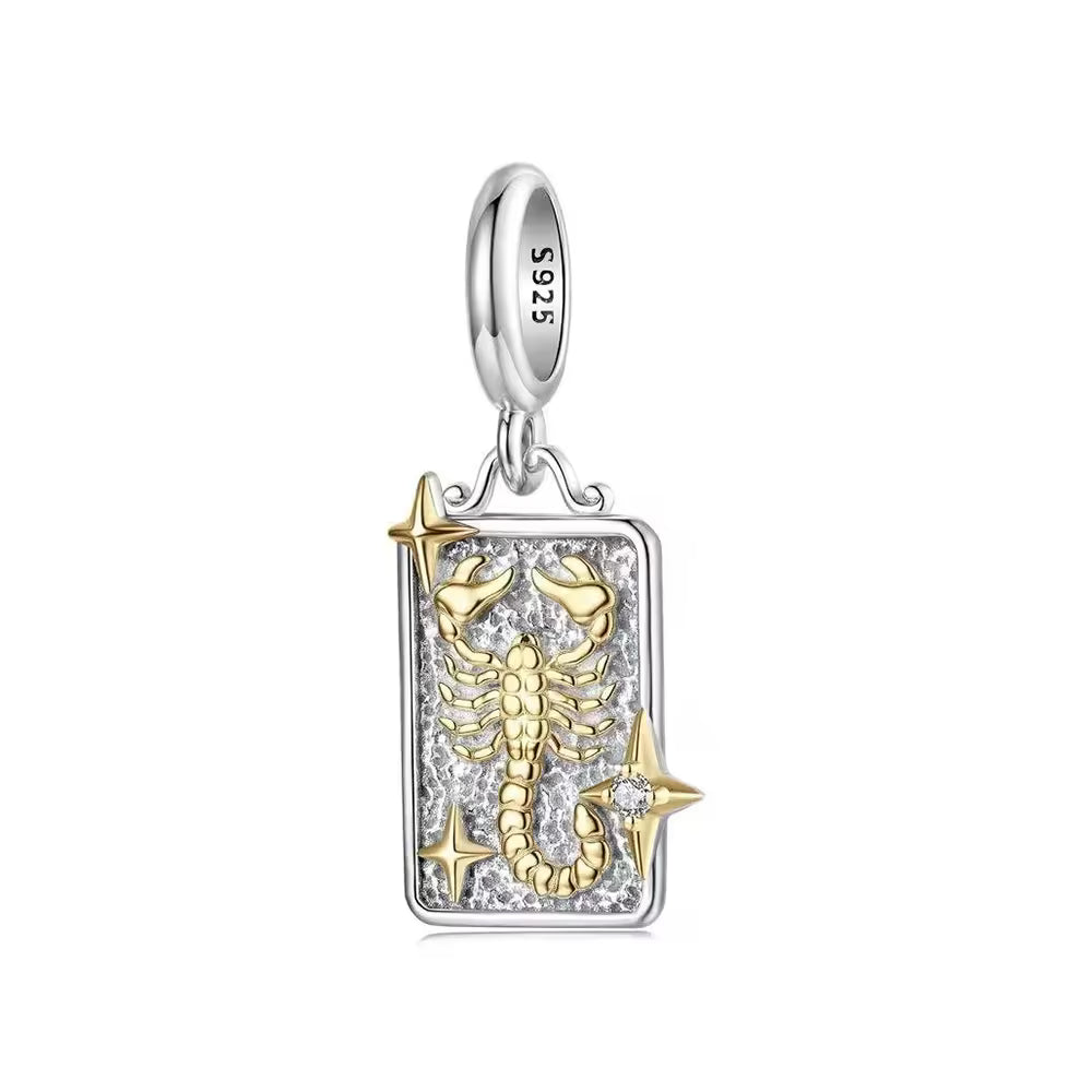 Skorpion Sternzeichen-Charm Anhänger aus 925 Sterling Silber mit goldfarbenen Details