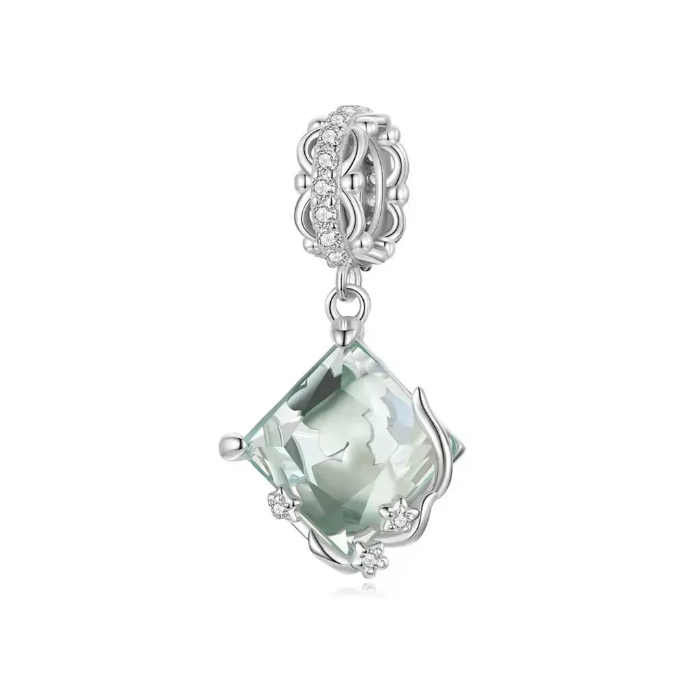 Smaragdgrüner Kristall Charm Anhänger aus 925 Sterling-Silber – Charmerie