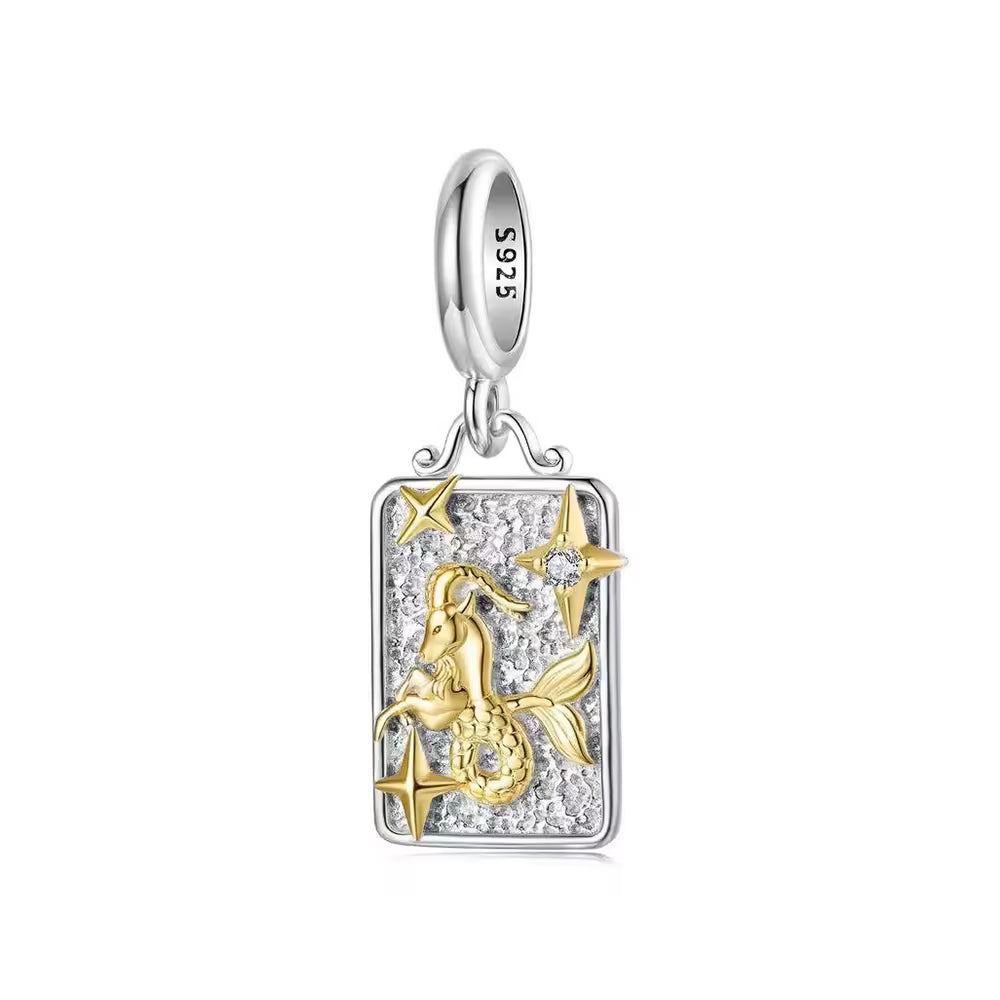 Steinbock Sternzeichen-Charm Anhänger aus 925 Sterling Silber mit goldfarbenen Details